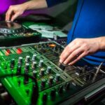 DJ