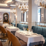 Open-Plan Restaurants Are Losing Customers to a Seating Format Nobody Expected to Come Back